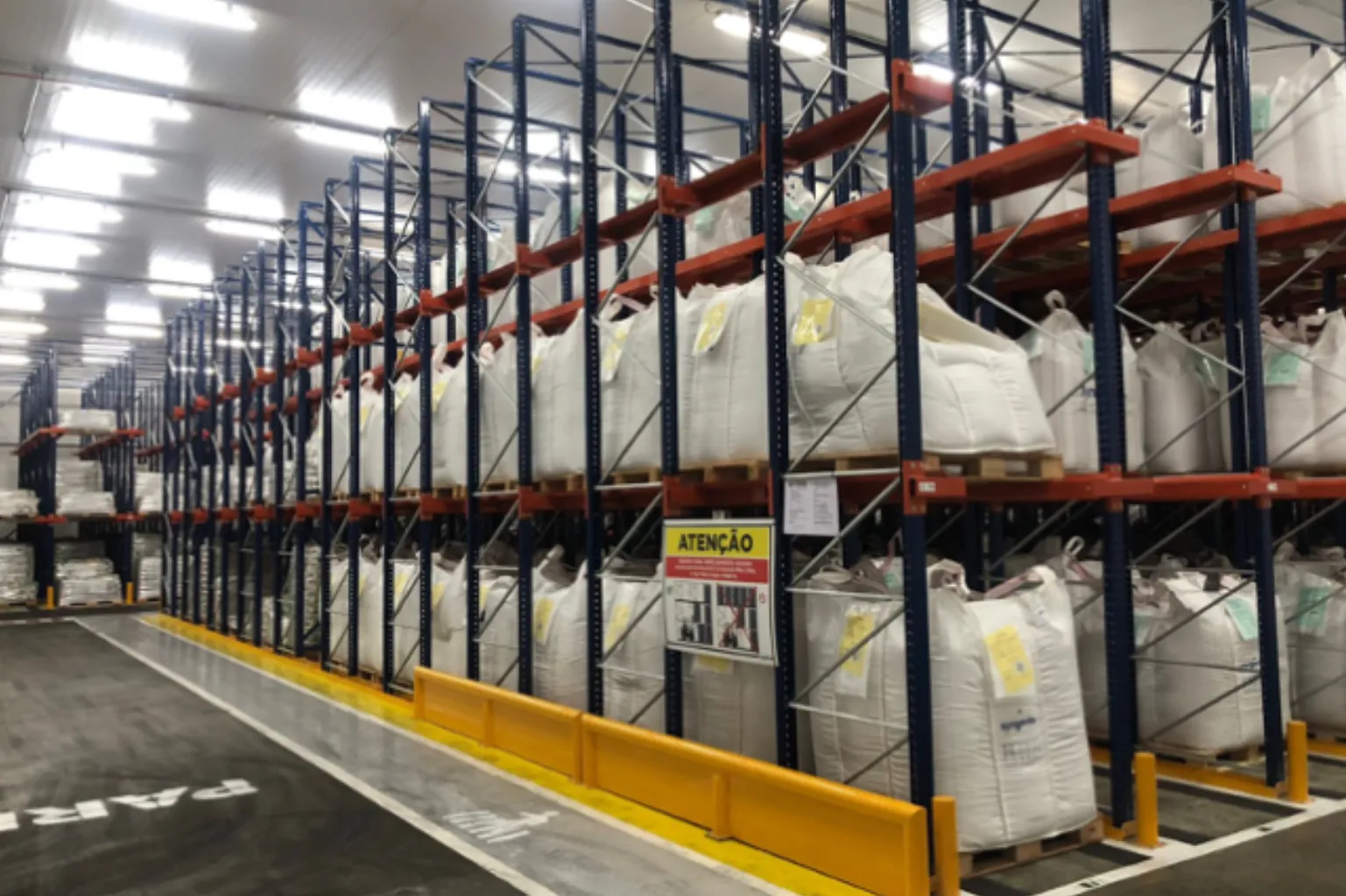 Estrutura de beneficiamento de sementes da Syngenta